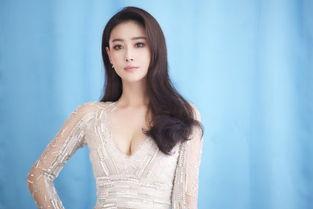 张馨予的资料,从影视新星到军旅生活，转型之路的华丽蜕变